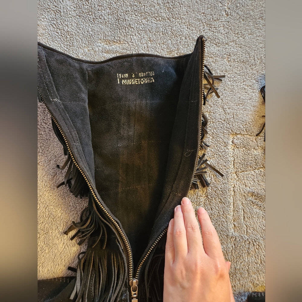 Minnetonka Tall 5 Layer Fringe Boots - image 5